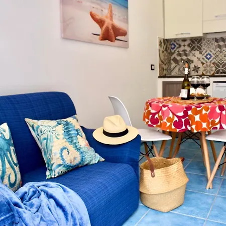 Blue Sea Apartment